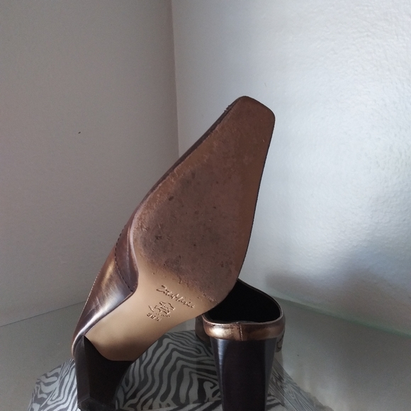 ZITA MARIA Stitched Shoe Bootie - Picture 4 of 4